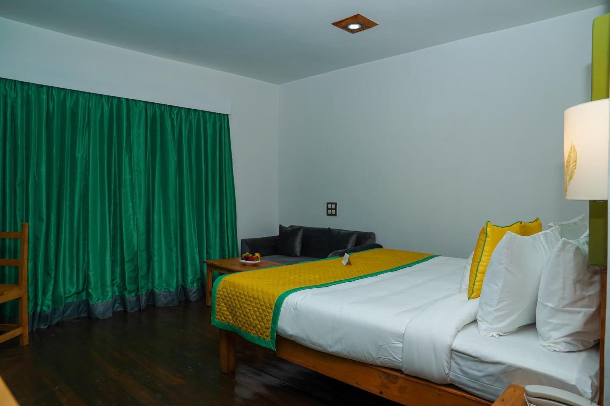 Zone Connect By The Park, Manali Hotel Ngoại thất bức ảnh
