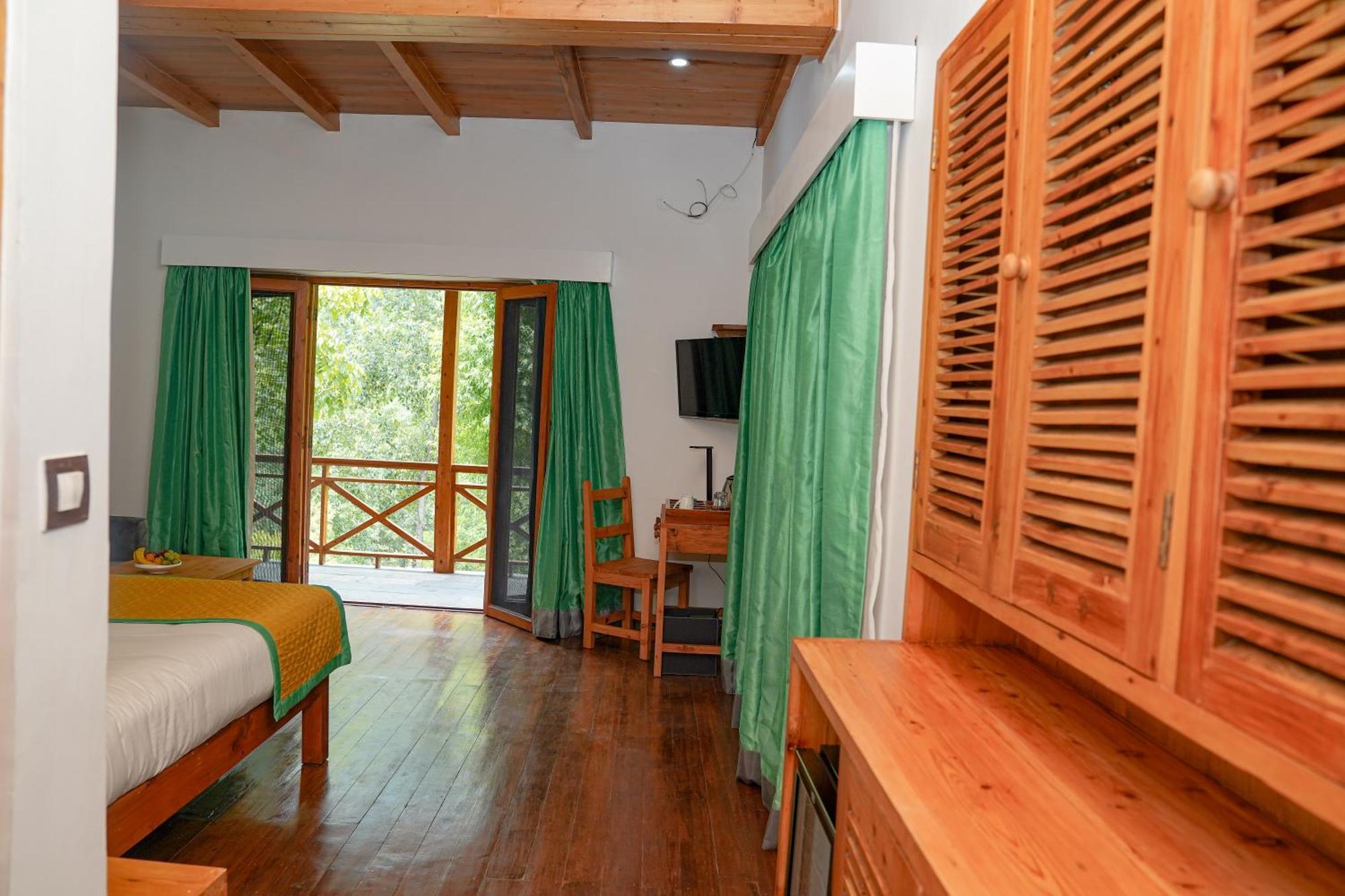 Zone Connect By The Park, Manali Hotel Ngoại thất bức ảnh