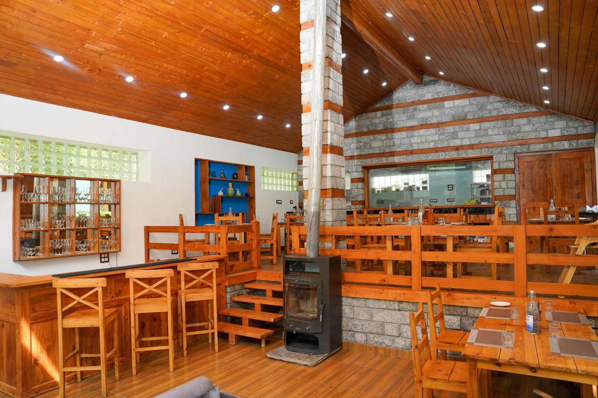Zone Connect By The Park, Manali Hotel Ngoại thất bức ảnh